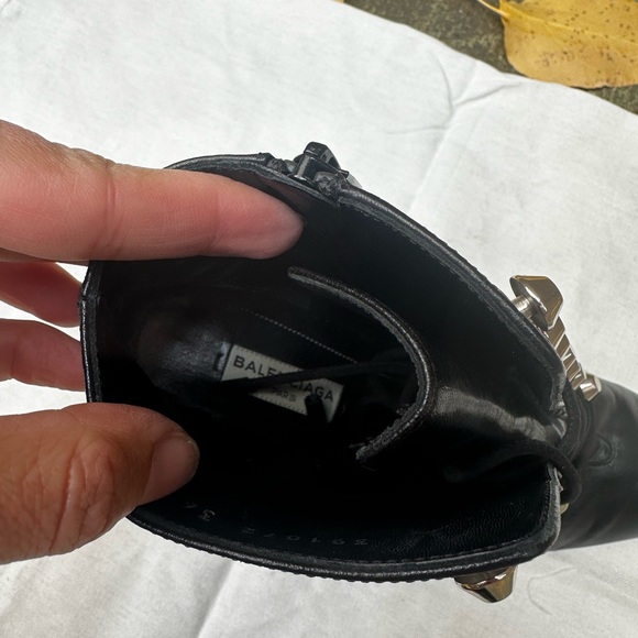 Balenciaga Black Leather Pointed Toe Studded Lace Up Ankle Boots Size 36 - Picture 6 of 8